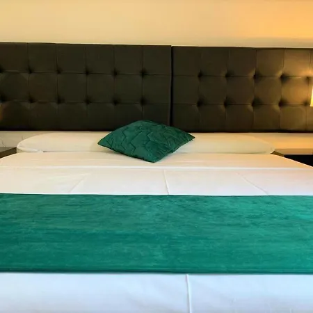 La Coroncina Aparthotel