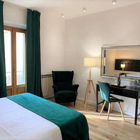Aparthotel La Coroncina Siena