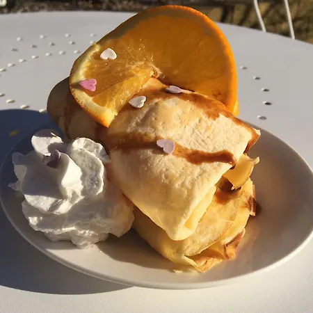 Lägenhetshotell La Coroncina 4*