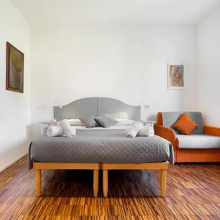 La Coroncina Aparthotel 4*