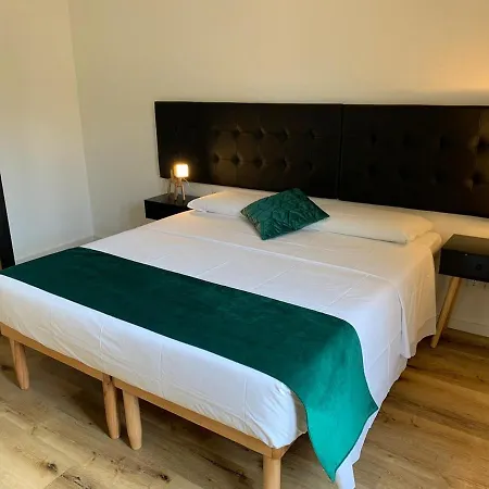 Aparthotel La Coroncina