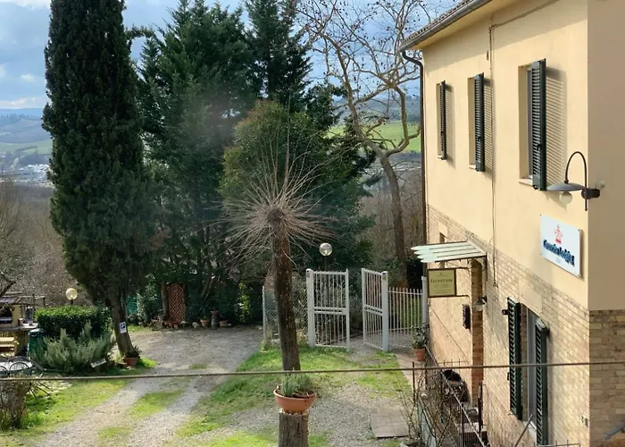 라 코론치나 로징