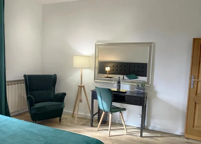 라 코론치나 로징 4*