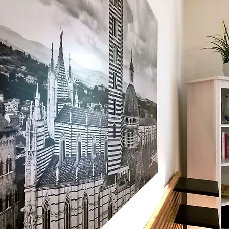 拉科罗西纳公寓式酒店