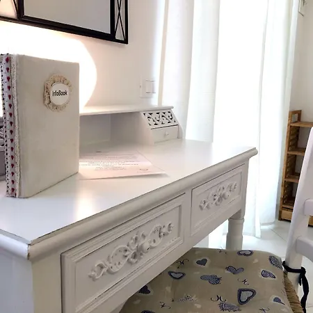 拉科罗西纳公寓式酒店