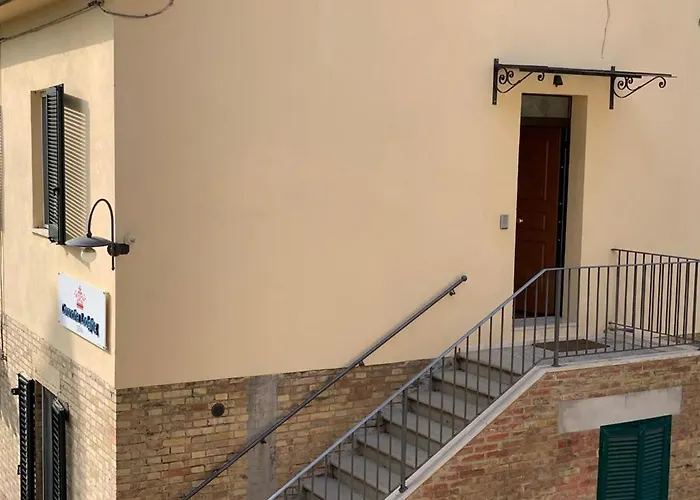 アパートホテル La Coroncina 4*